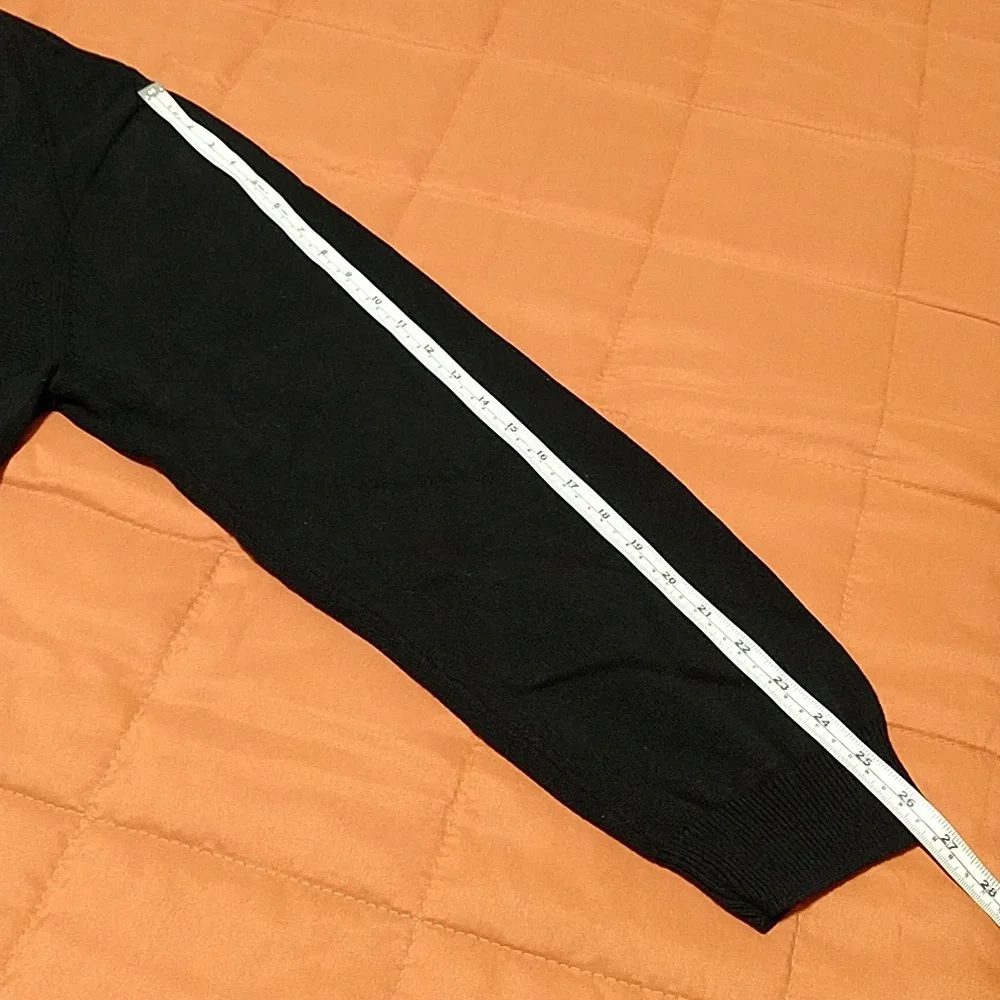 Claiborne Men's Sweater - Picture 7 of 10